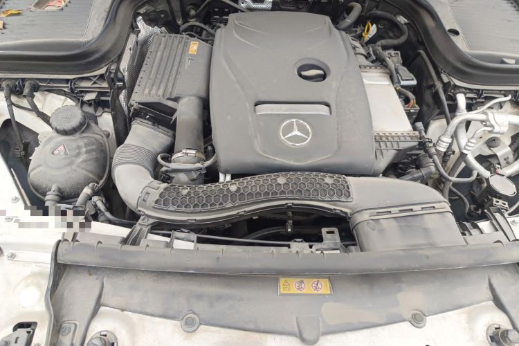 Used Mercedes-Benz GLC 2019 GLC 260 L 4MATIC Dynamic Model Engine Bay