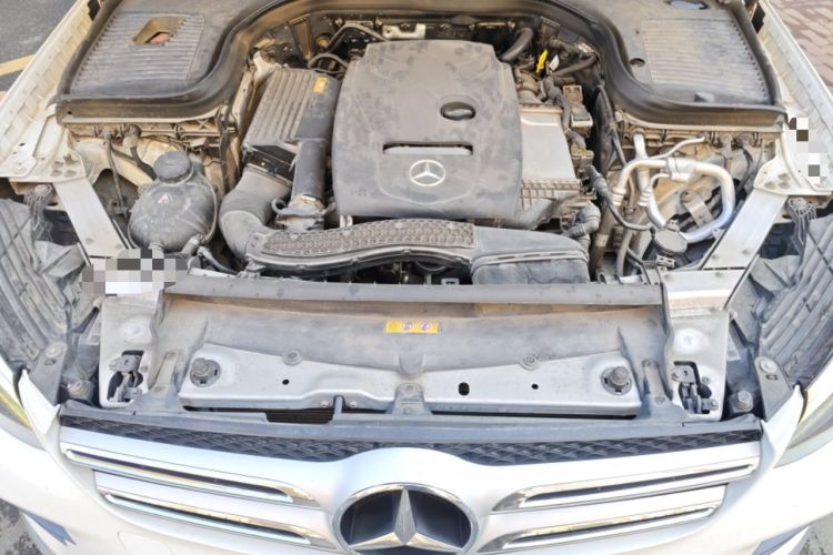 Used Mercedes-Benz GLC 2019 GLC 260 4MATIC Luxury Model Engine Bay