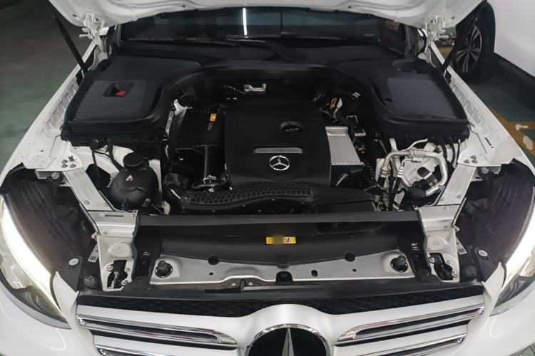 Used Mercedes-Benz GLC 2019 GLC 300 L 4MATIC Dynamic Model Engine Bay