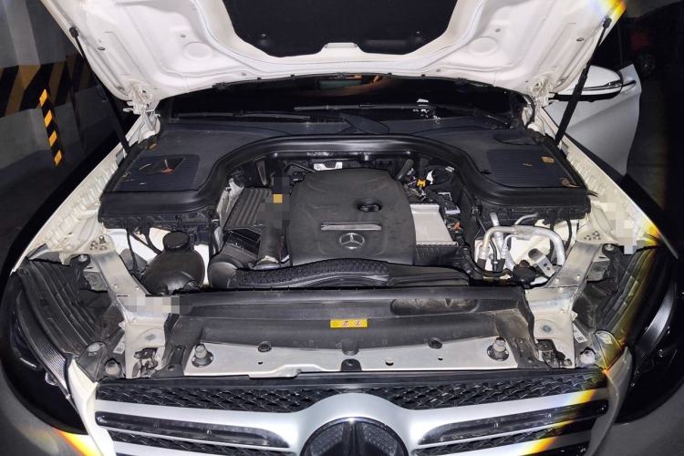 Used Mercedes-Benz GLC 2019 Facelift GLC 260 L 4MATIC Luxury Model Engine Bay