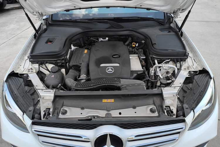 Used Mercedes-Benz GLC 2019 Facelift GLC 260 L 4MATIC Luxury Model Engine Bay