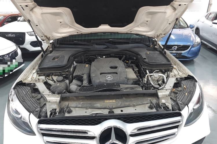 Used Mercedes-Benz GLC 2019 GLC 260 L 4MATIC Luxury Model Engine Bay