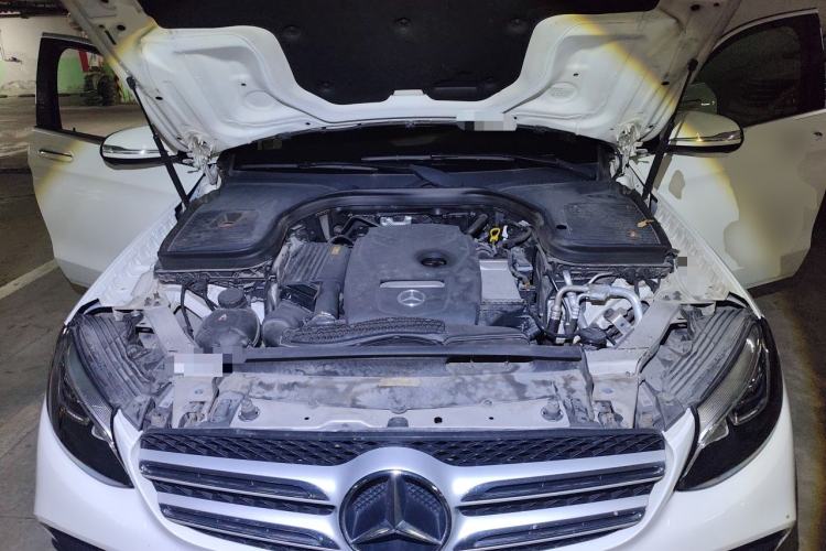 Used Mercedes-Benz GLC 2019 GLC 260 4MATIC Dynamic Edition Engine Bay