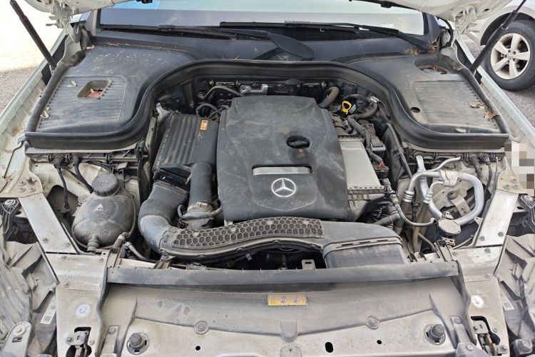 Used Mercedes-Benz GLC 2019 GLC 260 L 4MATIC Dynamic Model Engine Bay