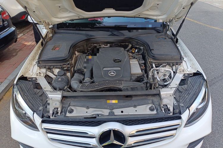 Used Mercedes-Benz GLC 2019 GLC 260 L 4MATIC Dynamic Model Engine Bay