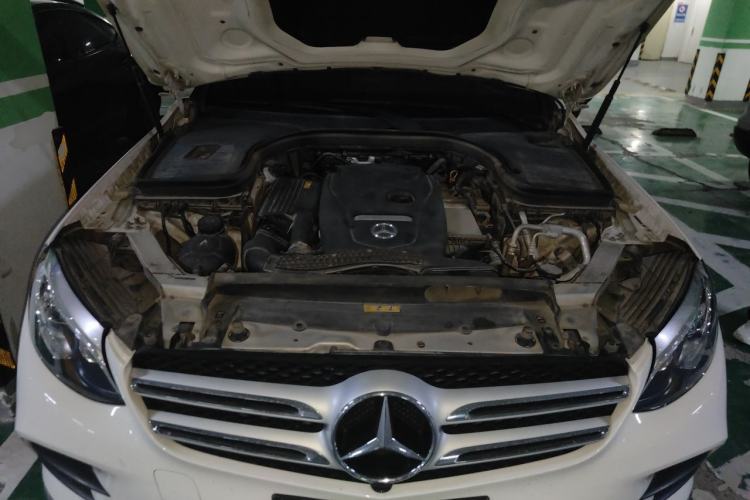 Used Mercedes-Benz GLC 2019 GLC 300 L 4MATIC Dynamic Model Engine Bay