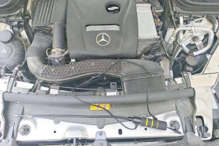 Used Mercedes-Benz GLC 2019 Refreshed GLC 300 L 4MATIC Dynamic Edition Engine Bay