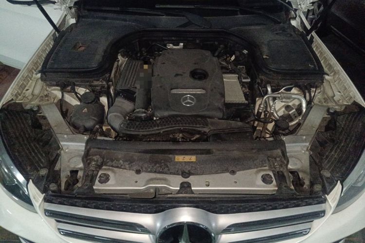 Used Mercedes-Benz GLC 2019 GLC 300 L 4MATIC Luxury Model Engine Bay
