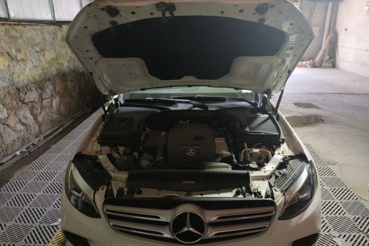 Used Mercedes-Benz GLC 2019 GLC 260 L 4MATIC Dynamic Model Engine Bay