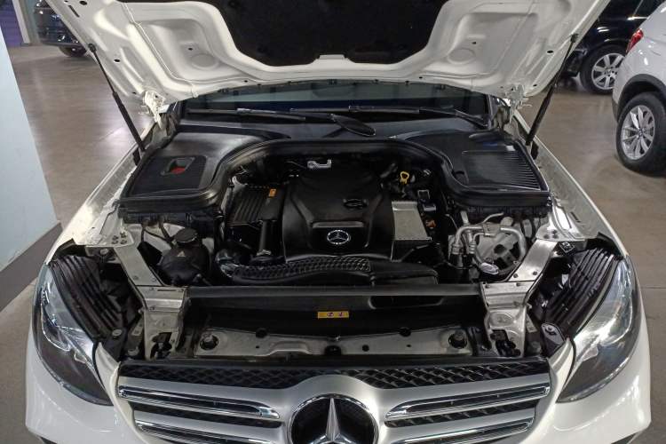 Used Mercedes-Benz GLC 2019 Facelift GLC 260 L 4MATIC Luxury Model Engine Bay