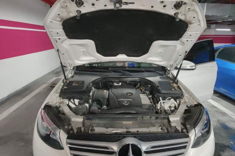 Used Mercedes-Benz GLC 2019 GLC 200 L 4MATIC Engine Bay