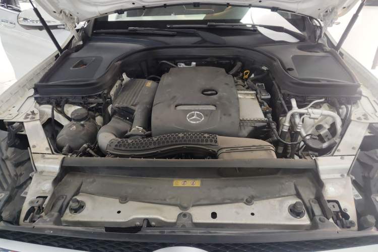 Used Mercedes-Benz GLC 2019 Facelift GLC 260 L 4MATIC Luxury Model Engine Bay
