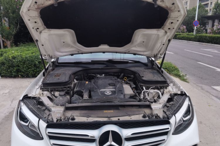 Used Mercedes-Benz GLC 2019 GLC 260 L 4MATIC Dynamic Model Engine Bay