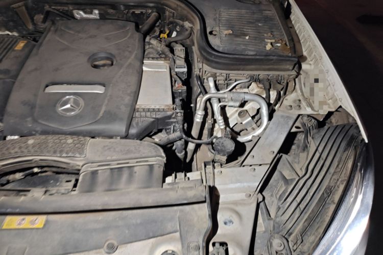 Used Mercedes-Benz GLC 2019 GLC 200 L 4MATIC Engine Bay Left