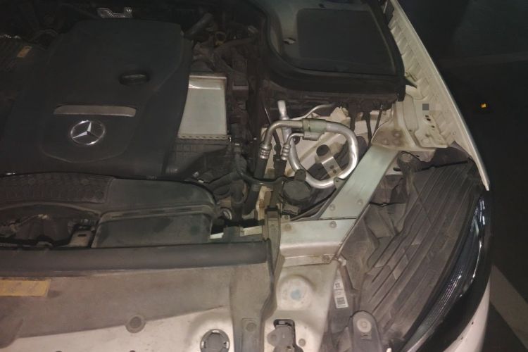Used Mercedes-Benz GLC 2019 GLC 260 L 4MATIC Dynamic Model Engine Bay Left
