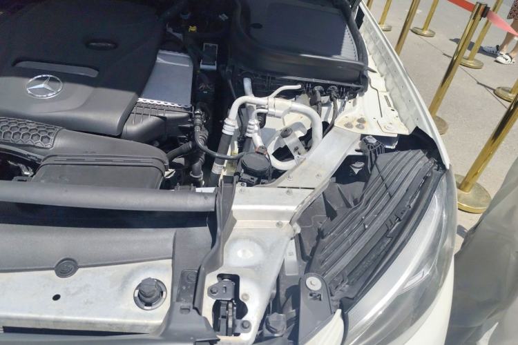 Used Mercedes-Benz GLC 2019 GLC 260 L 4MATIC Luxury Model Engine Bay Left
