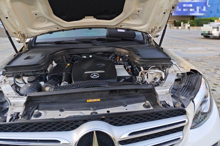 Used Mercedes-Benz GLC 2019 GLC 300 L 4MATIC Dynamic Model Engine Bay Left