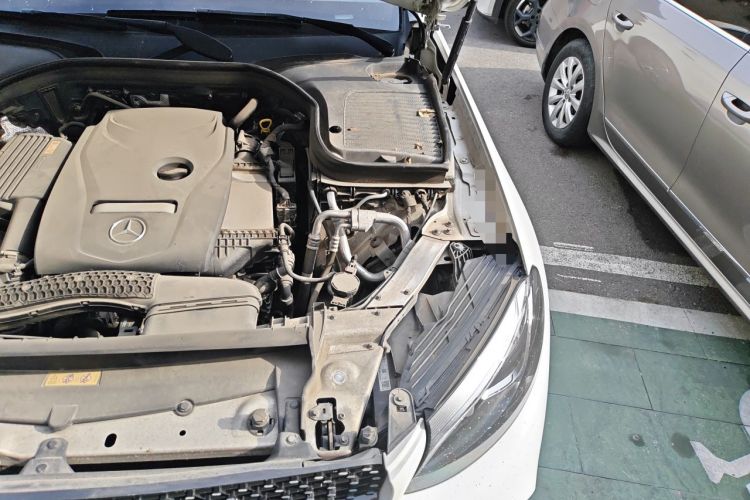 Used Mercedes-Benz GLC 2019 GLC 260 4MATIC Dynamic Edition Engine Bay Left