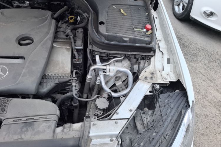 Used Mercedes-Benz GLC 2019 GLC 300 L 4MATIC Dynamic Model Engine Bay Left