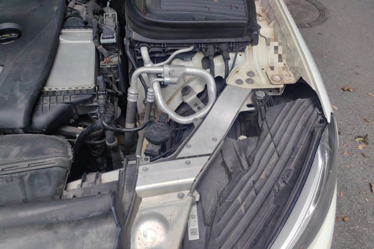 Used Mercedes-Benz GLC 2019 Facelift GLC 260 L 4MATIC Luxury Model Engine Bay Left