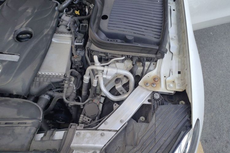 Used Mercedes-Benz GLC 2019 GLC 260 L 4MATIC Dynamic Model Engine Bay Left
