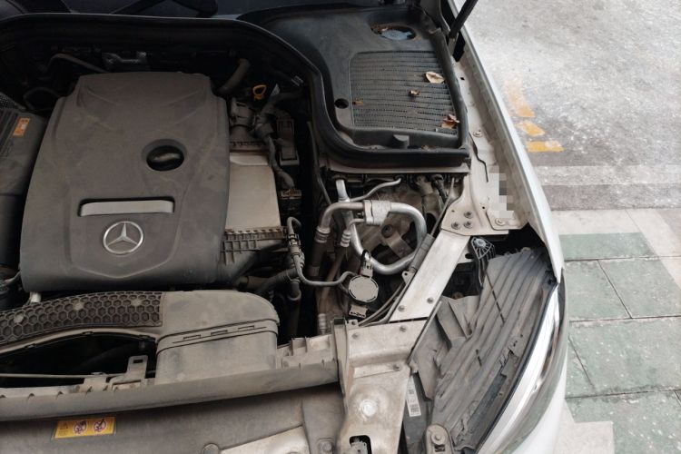 Used Mercedes-Benz GLC 2019 GLC 260 4MATIC Dynamic Edition Engine Bay Left