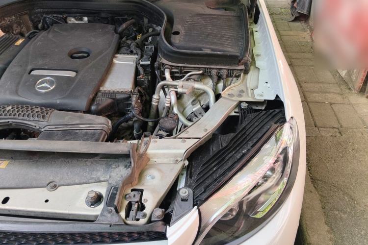 Used Mercedes-Benz GLC 2019 GLC 300 L 4MATIC Dynamic Model Engine Bay Left