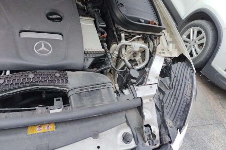 Used Mercedes-Benz GLC 2019 Facelift GLC 260 L 4MATIC Luxury Model Engine Bay Left