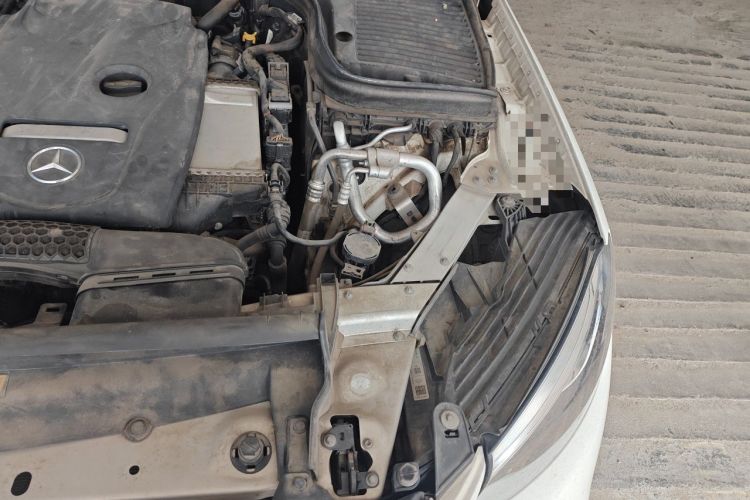 Used Mercedes-Benz GLC 2019 GLC 260 L 4MATIC Dynamic Model Engine Bay Left