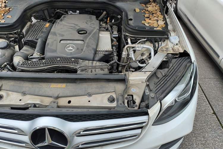 Used Mercedes-Benz GLC 2019 Facelift GLC 260 L 4MATIC Luxury Model Engine Bay Left