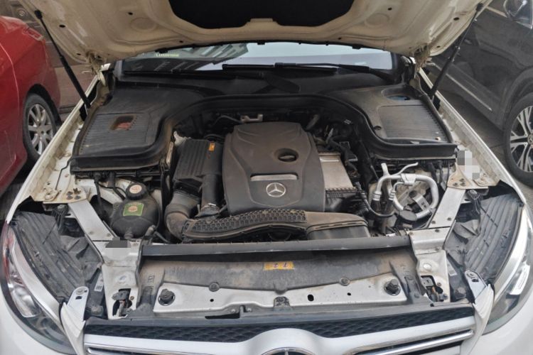 Used Mercedes-Benz GLC 2019 GLC 300 L 4MATIC Dynamic Model Engine Bay