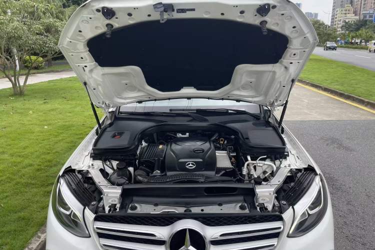 Used Mercedes-Benz GLC 2019 Facelift GLC 260 L 4MATIC Luxury Model Engine Bay