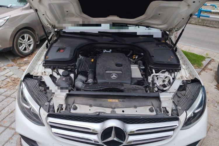 Used Mercedes-Benz GLC 2019 GLC 260 4MATIC Dynamic Edition Engine Bay
