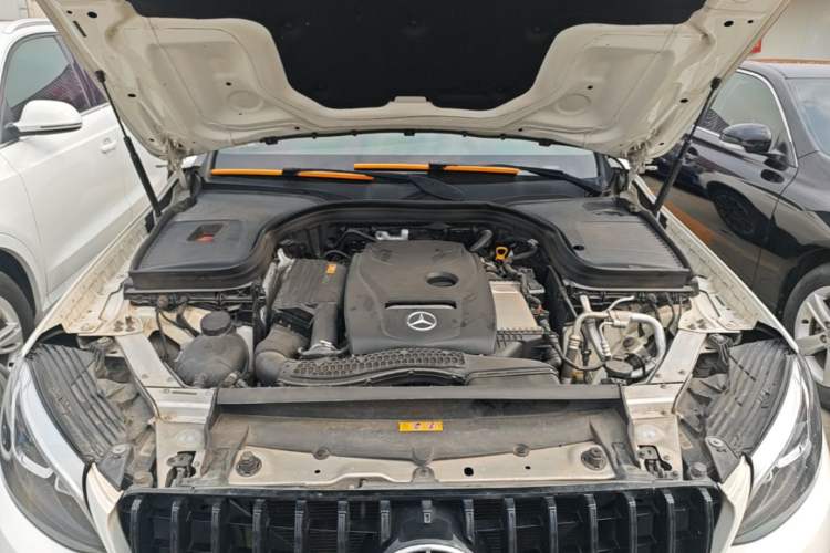 Used Mercedes-Benz GLC 2019 GLC 200 L 4MATIC Engine Bay