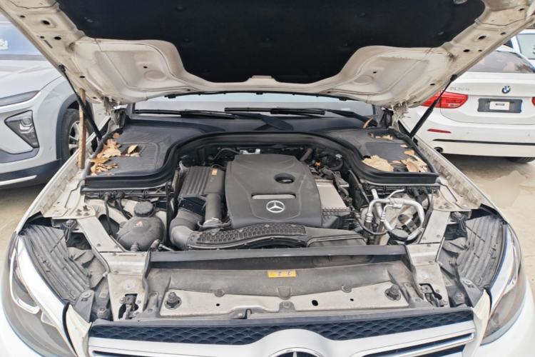 Used Mercedes-Benz GLC 2019 GLC 260 L 4MATIC Dynamic Model Engine Bay