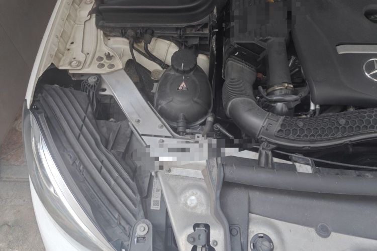 Used Mercedes-Benz GLC 2019 GLC 260 L 4MATIC Dynamic Model Engine Bay Right