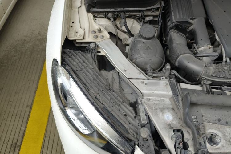 Used Mercedes-Benz GLC 2019 GLC 300 L 4MATIC Dynamic Model Engine Bay Right