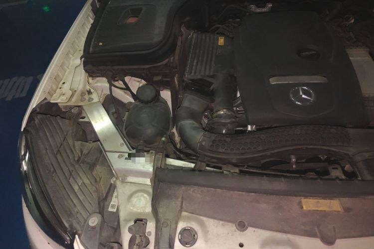 Used Mercedes-Benz GLC 2019 GLC 260 L 4MATIC Dynamic Model Engine Bay Right