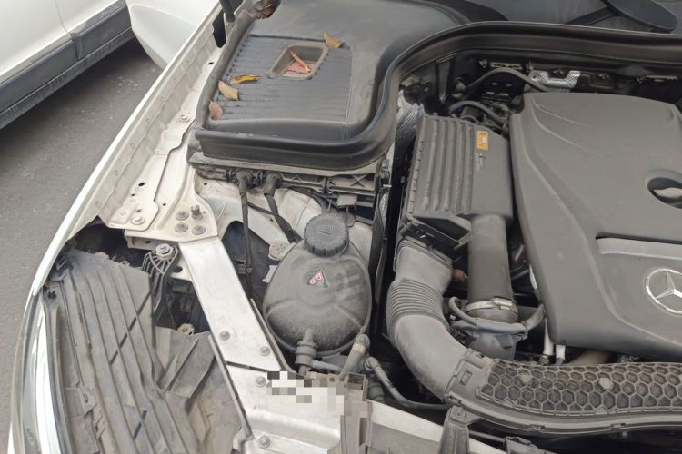 Used Mercedes-Benz GLC 2019 GLC 260 L 4MATIC Dynamic Model Engine Bay Right