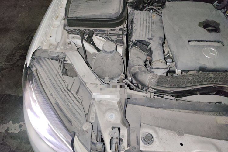 Used Mercedes-Benz GLC 2019 GLC 200 4MATIC Engine Bay Right