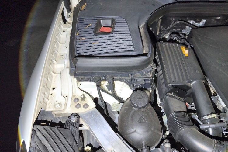 Used Mercedes-Benz GLC 2019 Facelift GLC 260 L 4MATIC Luxury Model Engine Bay Right