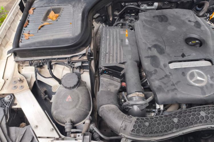 Used Mercedes-Benz GLC 2019 Facelift GLC 260 L 4MATIC Luxury Model Engine Bay Right