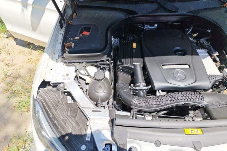 Used Mercedes-Benz GLC 2019 GLC 260 L 4MATIC Luxury Model Engine Bay Right