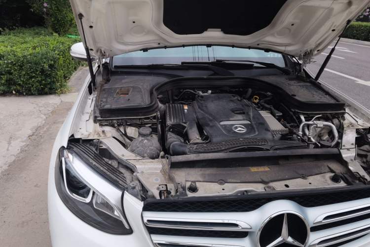 Used Mercedes-Benz GLC 2019 GLC 260 L 4MATIC Dynamic Model Engine Bay Right