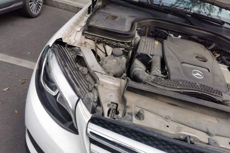 Used Mercedes-Benz GLC 2019 GLC 200 L 4MATIC Engine Bay Right