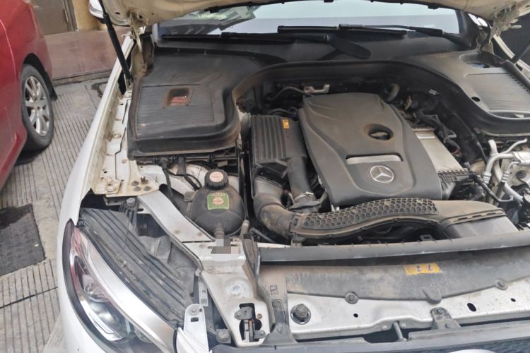 Used Mercedes-Benz GLC 2019 GLC 300 L 4MATIC Dynamic Model Engine Bay Right