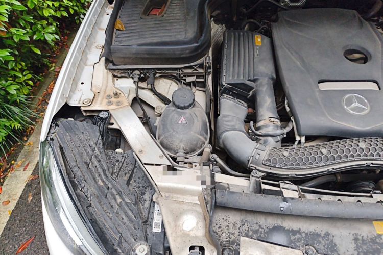 Used Mercedes-Benz GLC 2019 GLC 300 L 4MATIC Dynamic Model Engine Bay Right