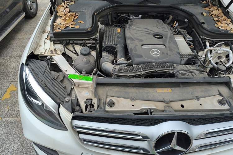 Used Mercedes-Benz GLC 2019 Facelift GLC 260 L 4MATIC Luxury Model Engine Bay Right