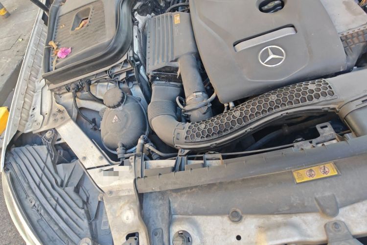 Used Mercedes-Benz GLC 2019 GLC 260 L 4MATIC Dynamic Model Engine Bay Right