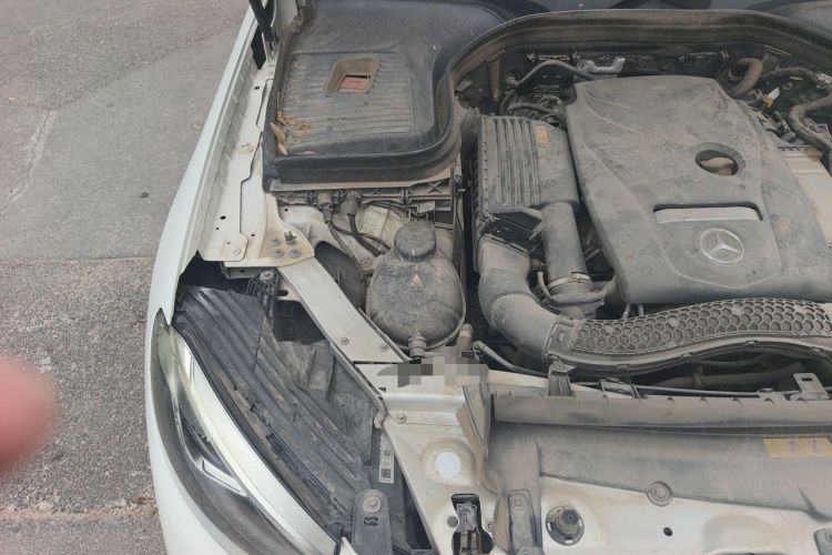 Used Mercedes-Benz GLC 2019 GLC 260 L 4MATIC Luxury Model Engine Bay Right